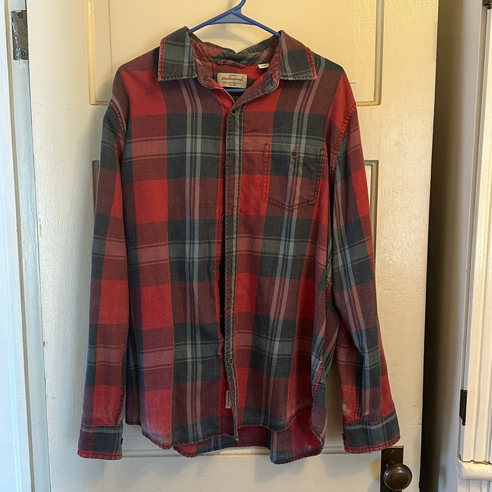 Men's Weatherproof button down shirt